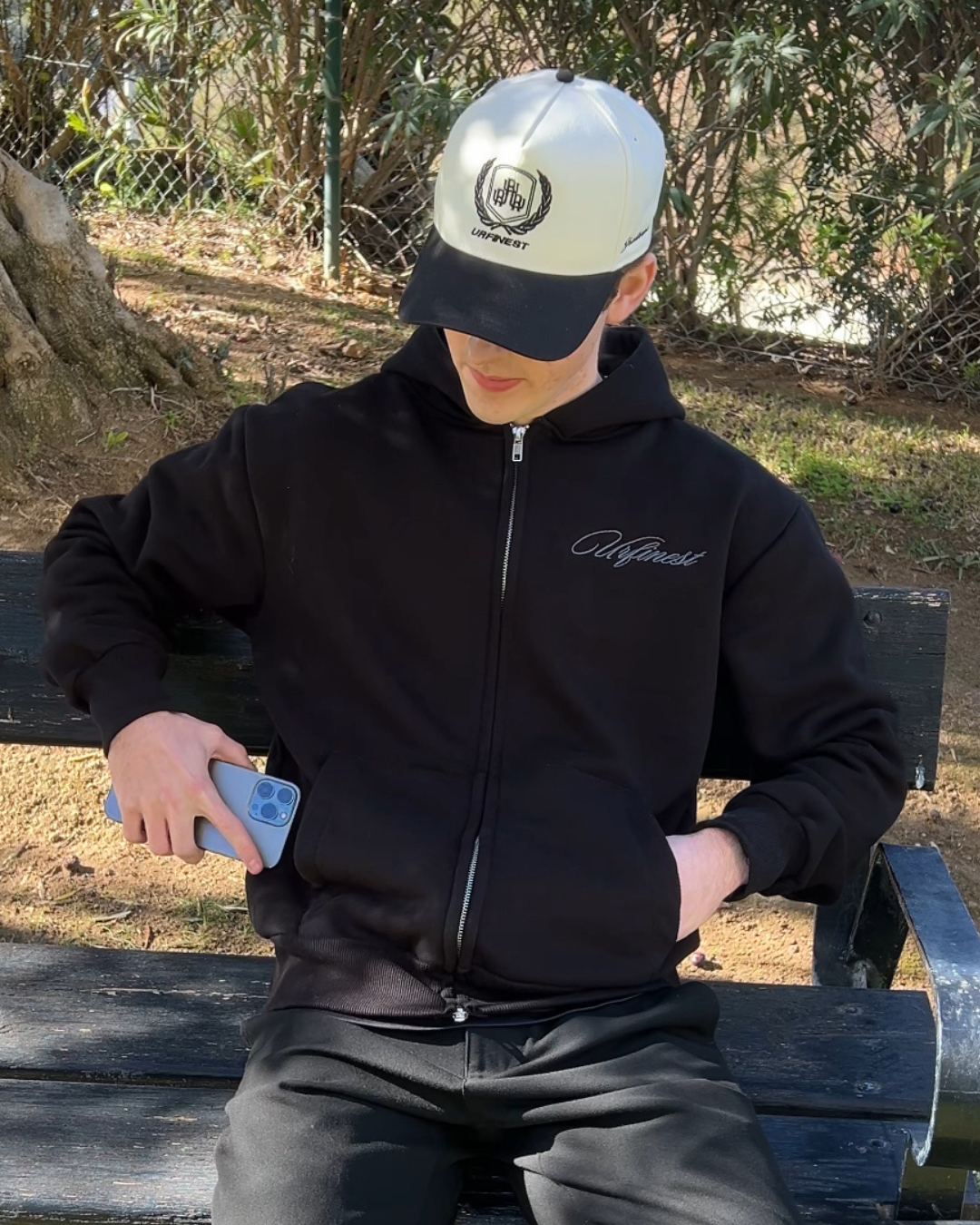 URFINEST DEEP BLACK ZIP-UP